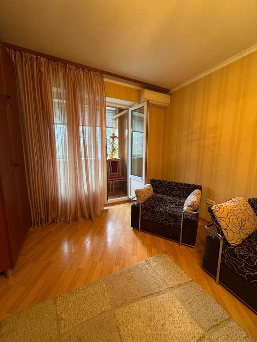 Продаж 2х-кімнатної квартири Подільський район