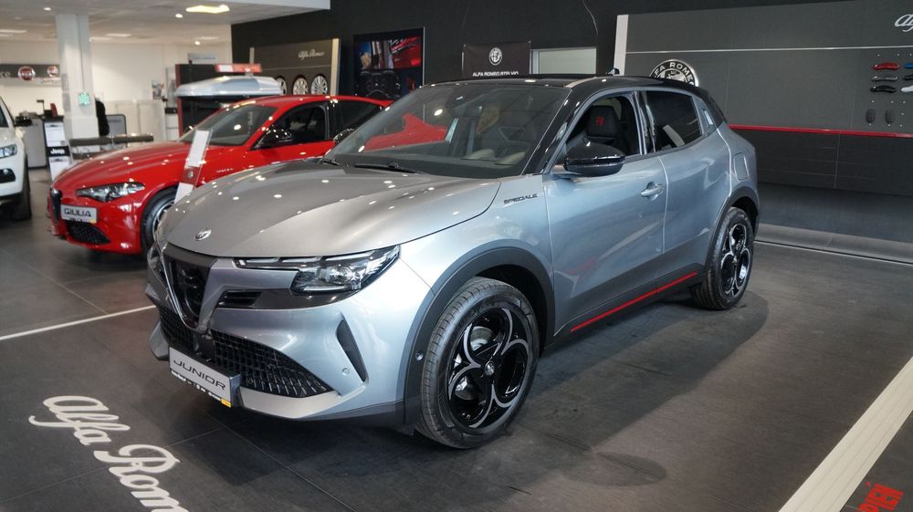 Alfa Romeo Junior Alfa Romeo Junior Ibrida Speciale 1.2 145 KM eDCT6