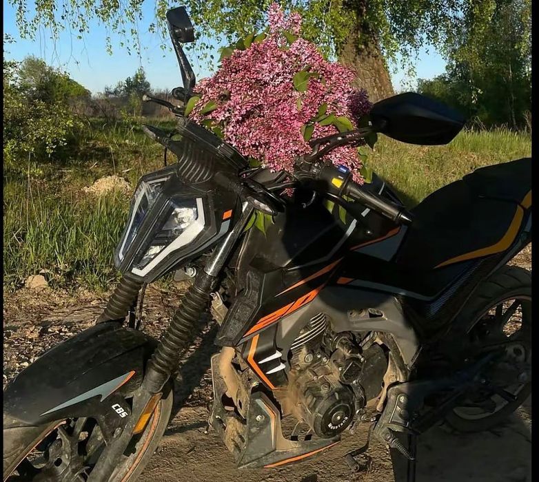 Продаю мустанг ст 200 або обміняю на лонсінг lx250