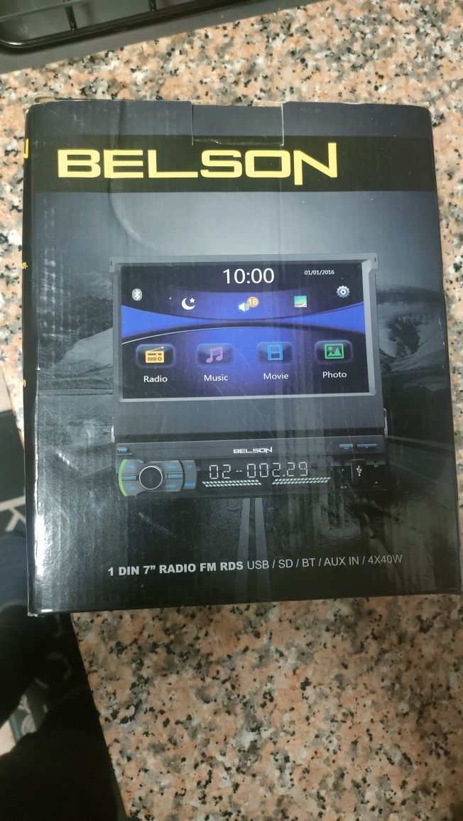 1 DIN 7" auto radio