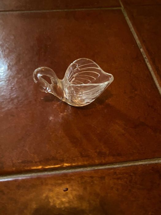 peca de cisne para decoracao transparente