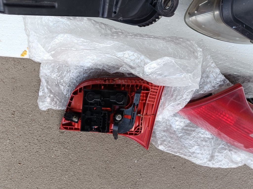 Lampy  Audi a6c6  2005 rok