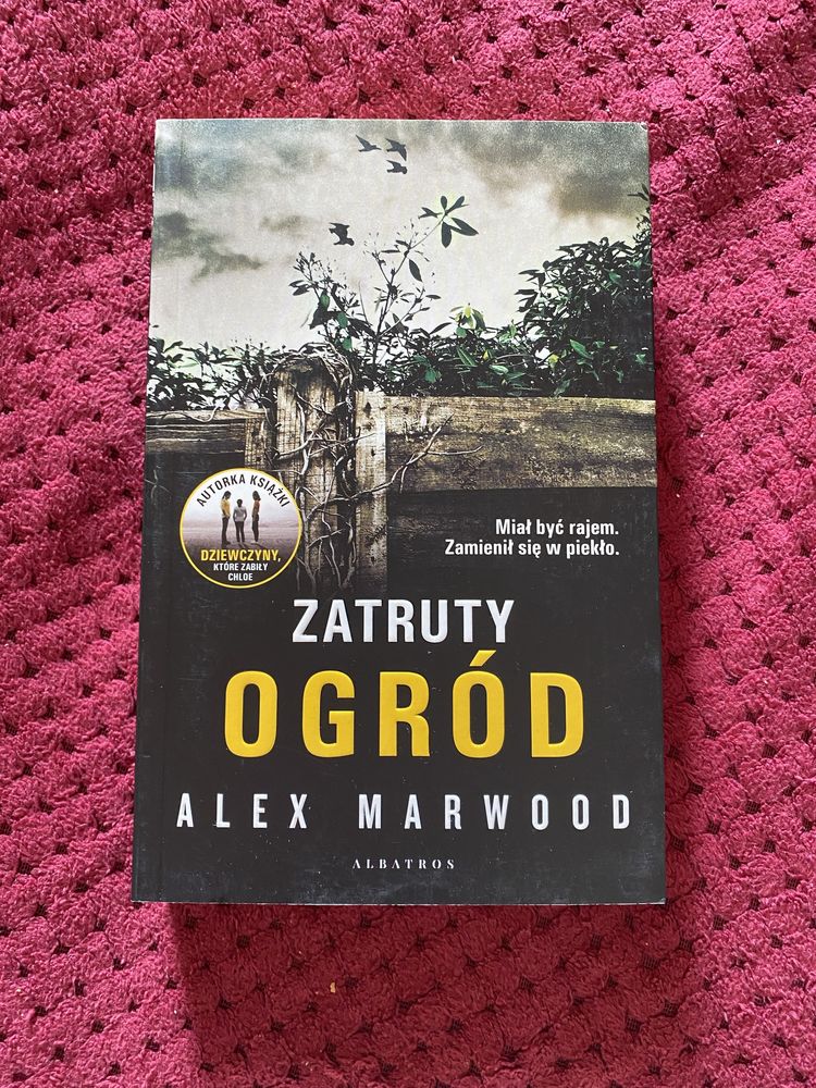 książka zatruty ogród alex warwood