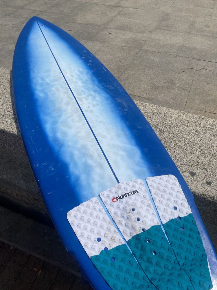 Prancha de surf com pad - preço negociável