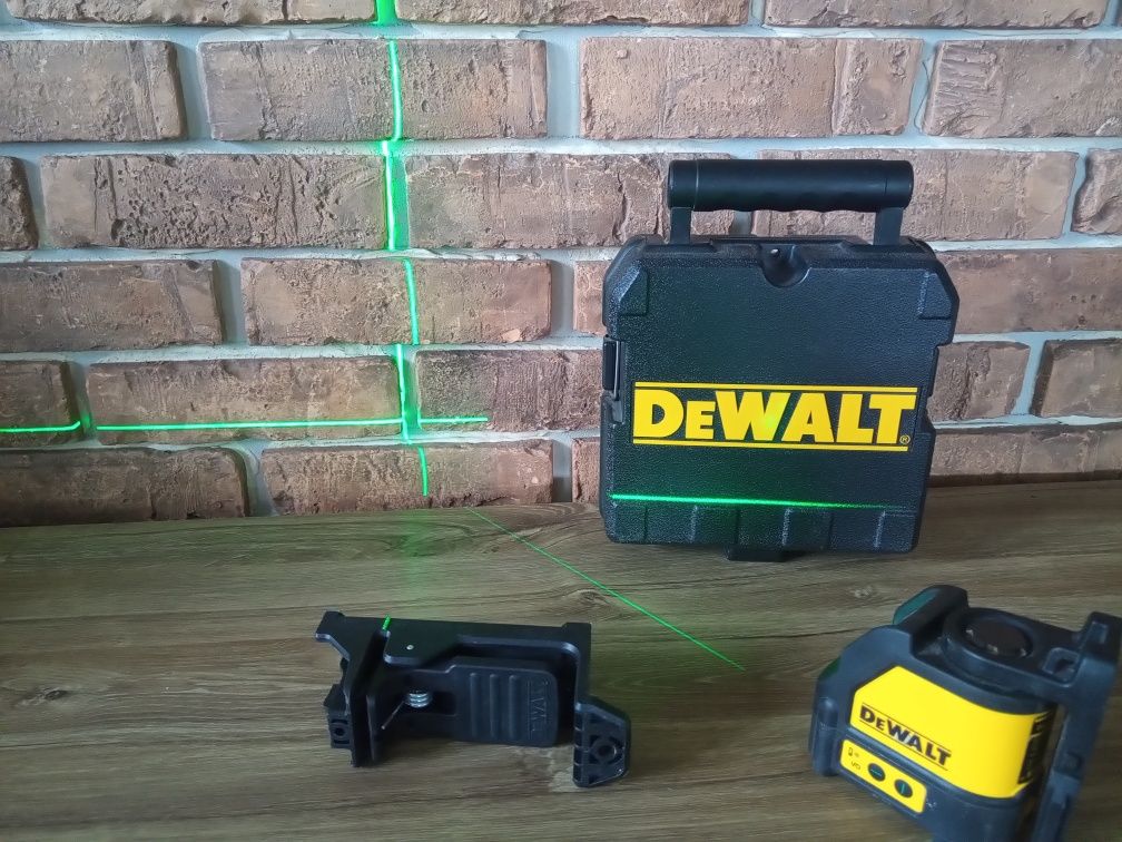 Laser DeWalt DW088 CG, zielony,