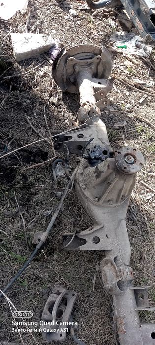 Задній міст  редуктор чулок піввісь toyota land cruiser 90