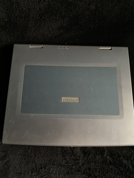 Ноутбук Evesham електроника