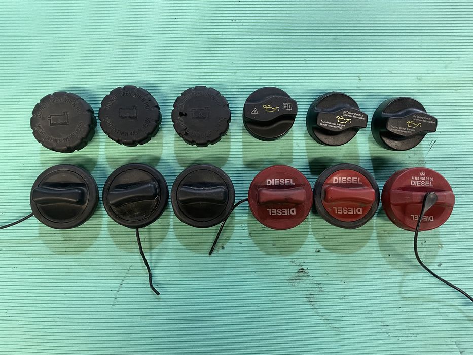 Кришка баку бачка горловини масла крышка мотора Mercedes