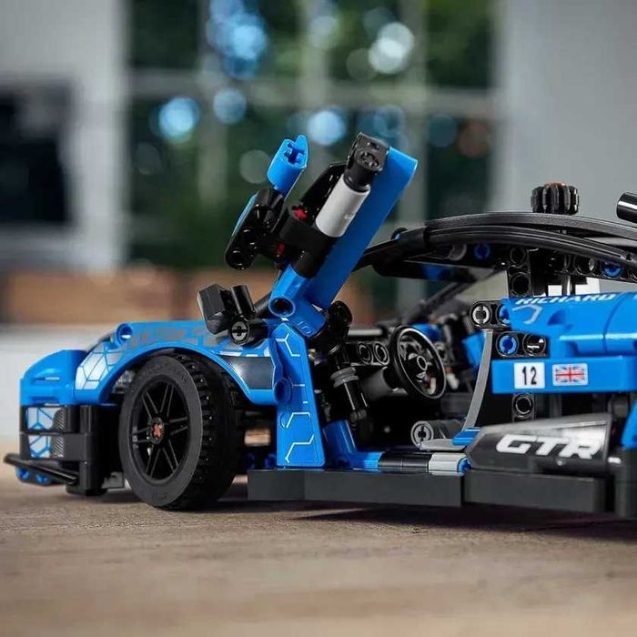 КонструкторLEGO Technic McLaren Senna GTR 42123 Макларен ОРИГІНАЛ