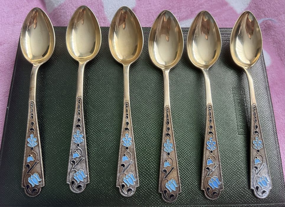 Ложки серебро 875 пробы с эмалью и позолотой очень режкий декор