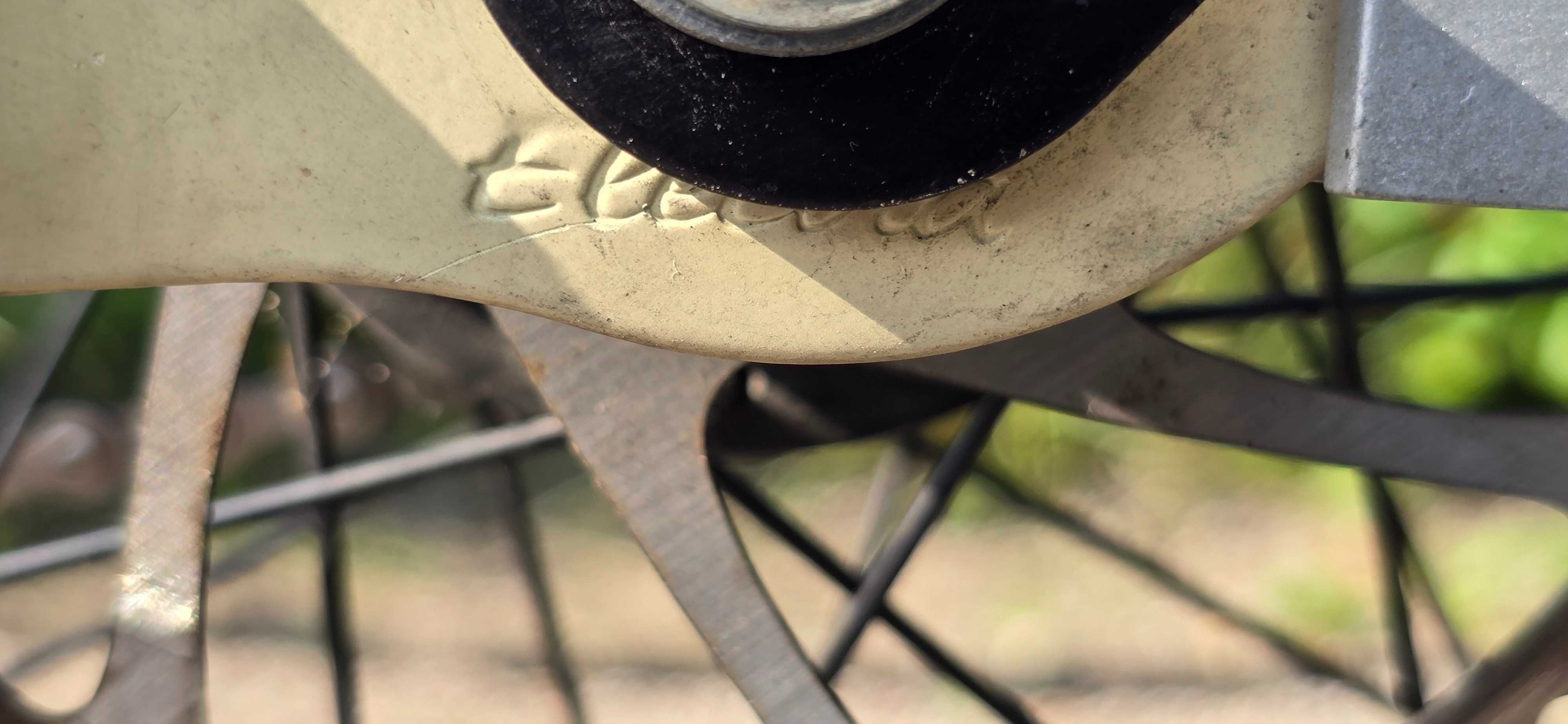 Electra 3i moto cruiser - biały kruk