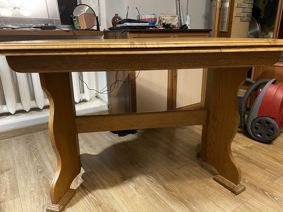 Стол дубовый на кухню