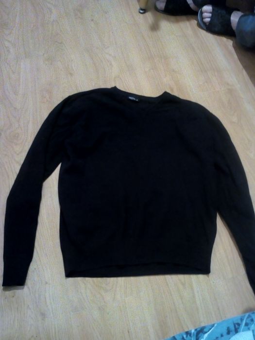 Sweterek męski w szpic rozmiar L