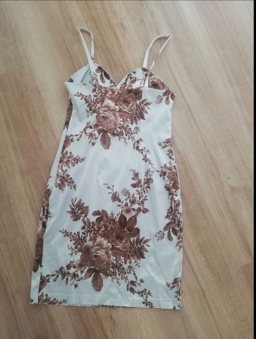 Vestido mulher satinado tamanho M