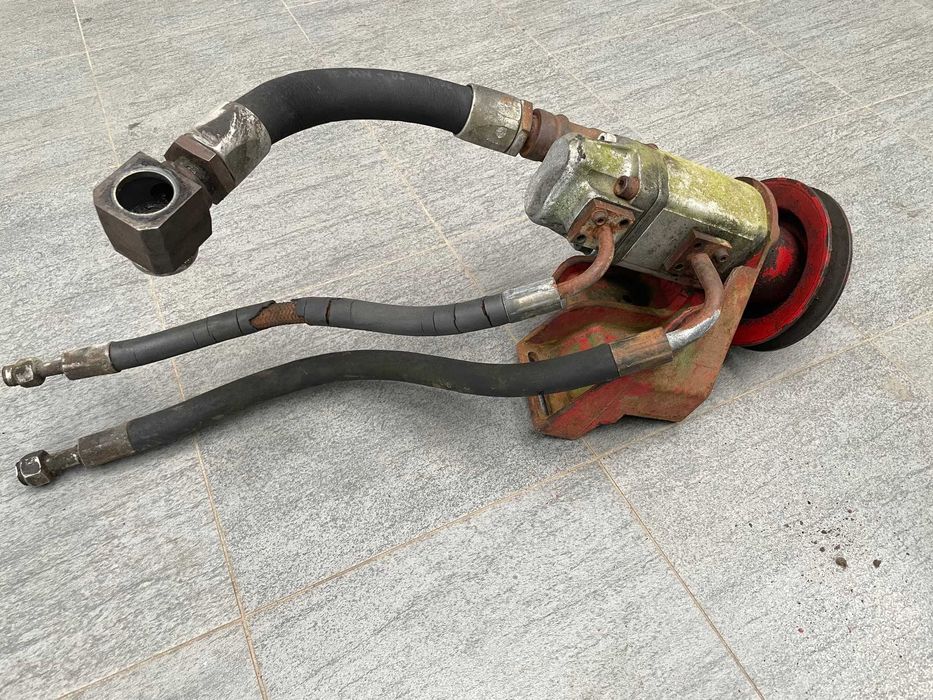 pompa hydrauliczna Massey Ferguson 520