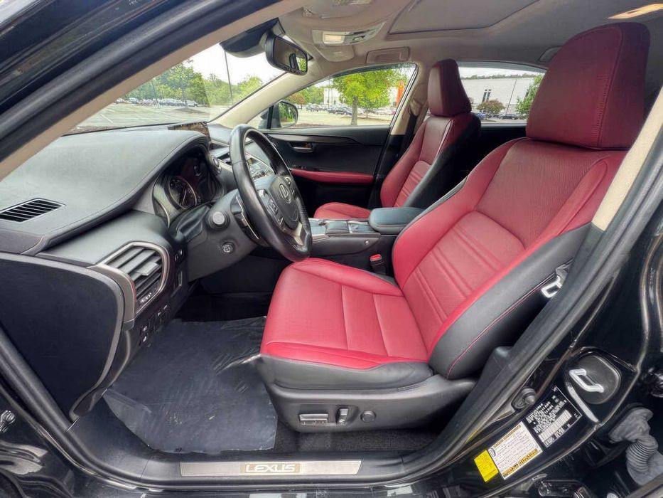 Lexus NX 300h      2021