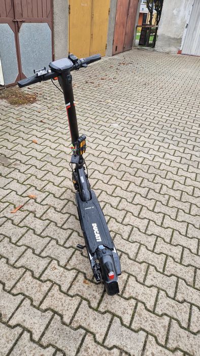 Sprzedam hulajnogę DUCATI pro 3