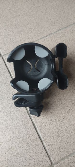 Uchwyt na kubek do wózka dziecięcego