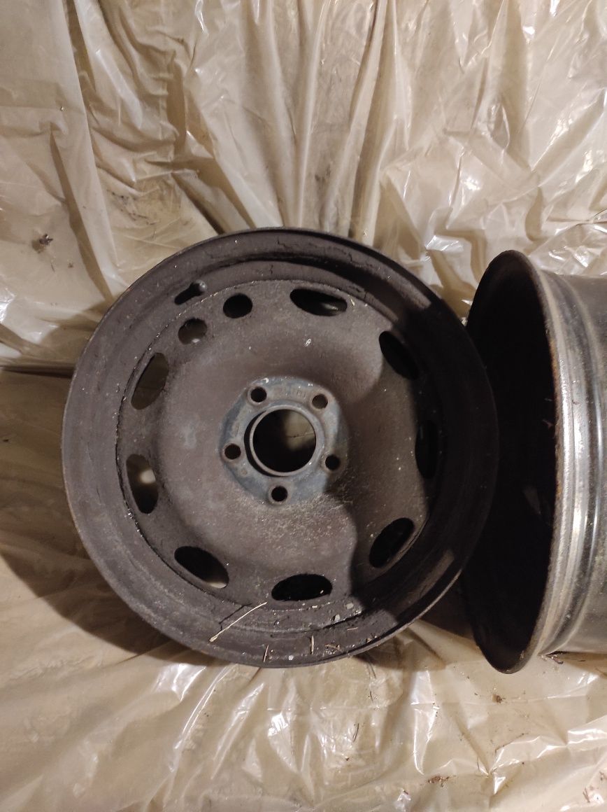 Opony wielosezonowe 195/60/15