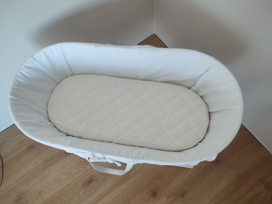 Kosz mojżesza + stelaż kołyska shnuggle