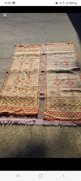 2 Tapetes de Arraiolos