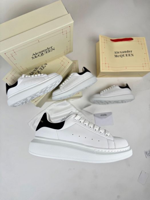 Alexander Mcqueen Brancos