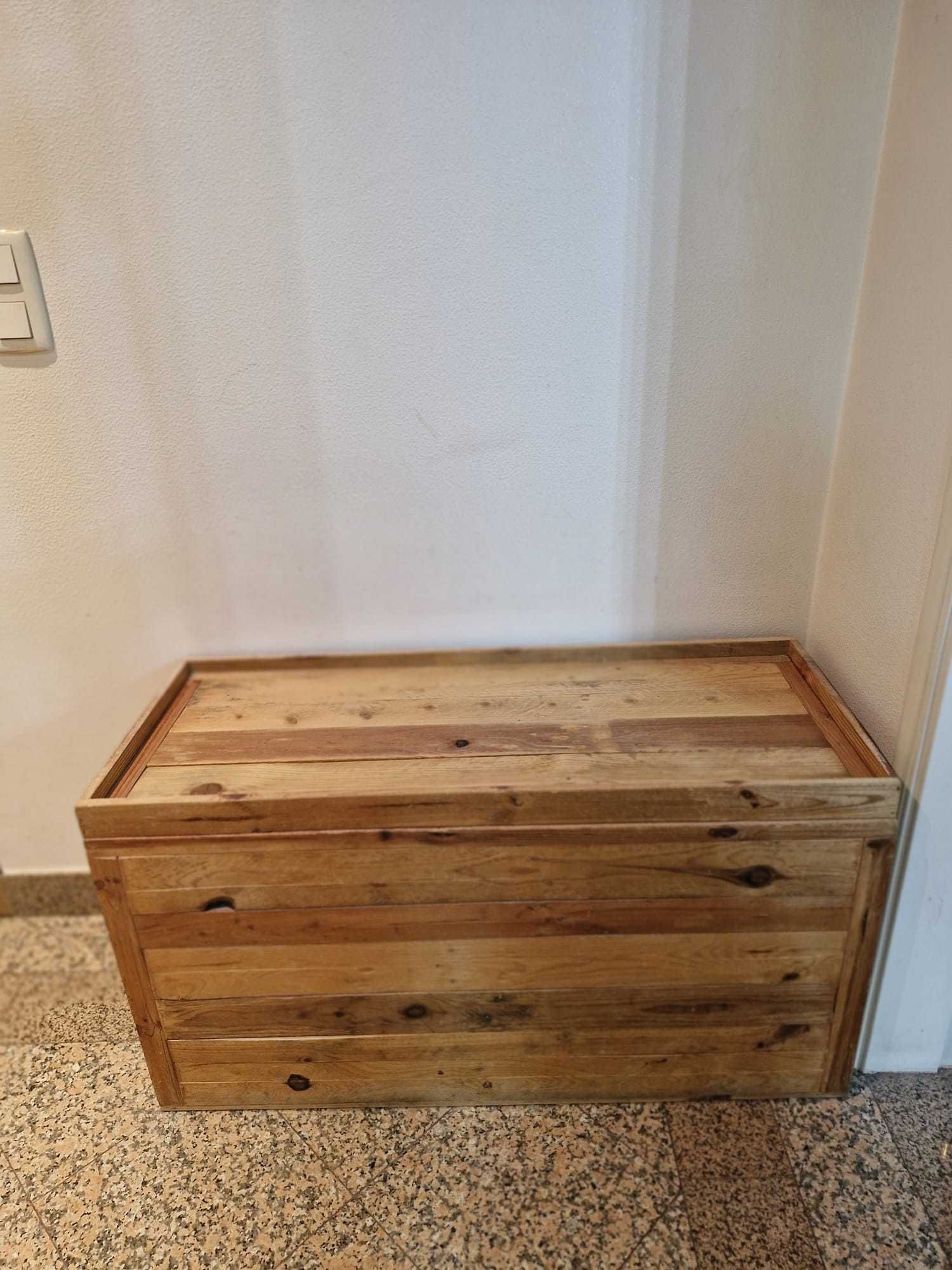WC para gatos em madeira