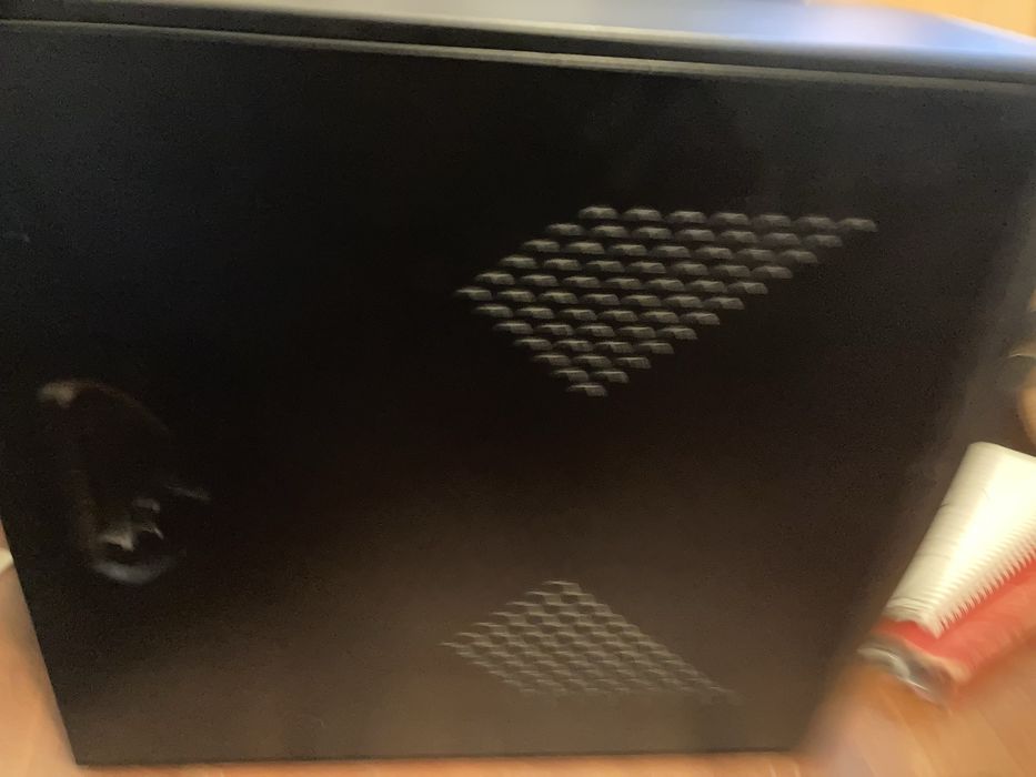 Case PC + Motherboard64739215258114122