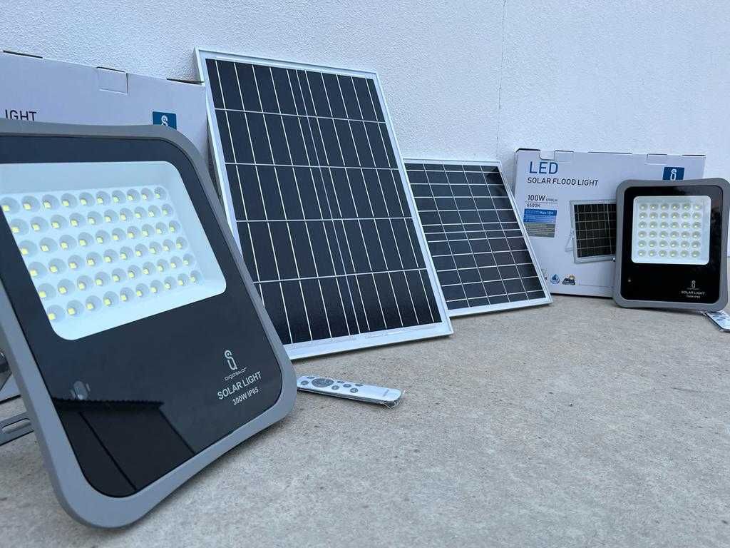 Projetores SOLARES LED - 100% Autónomos - NOVOS