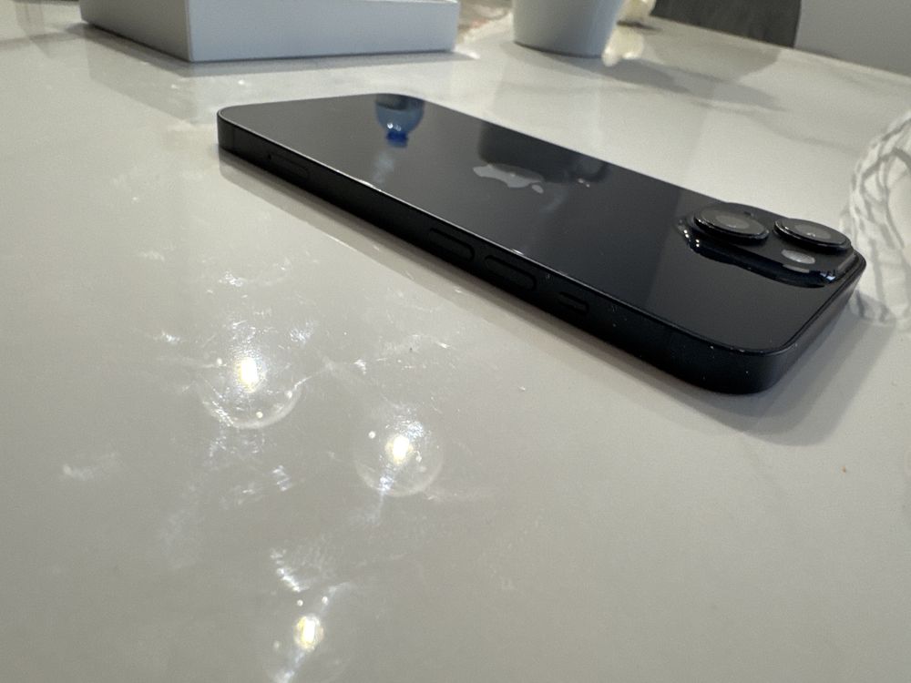 iPhone 14 128GB midnight . kondycja 86% stan bardzo dobry.