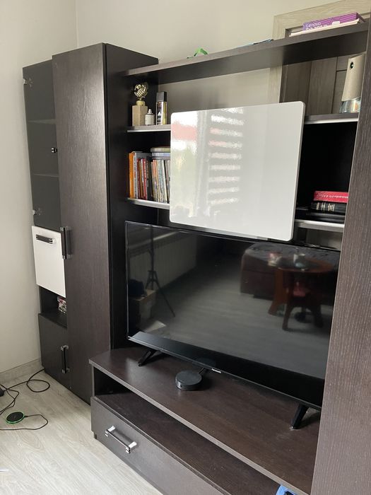 Zestaw mebli w kolorze wenge