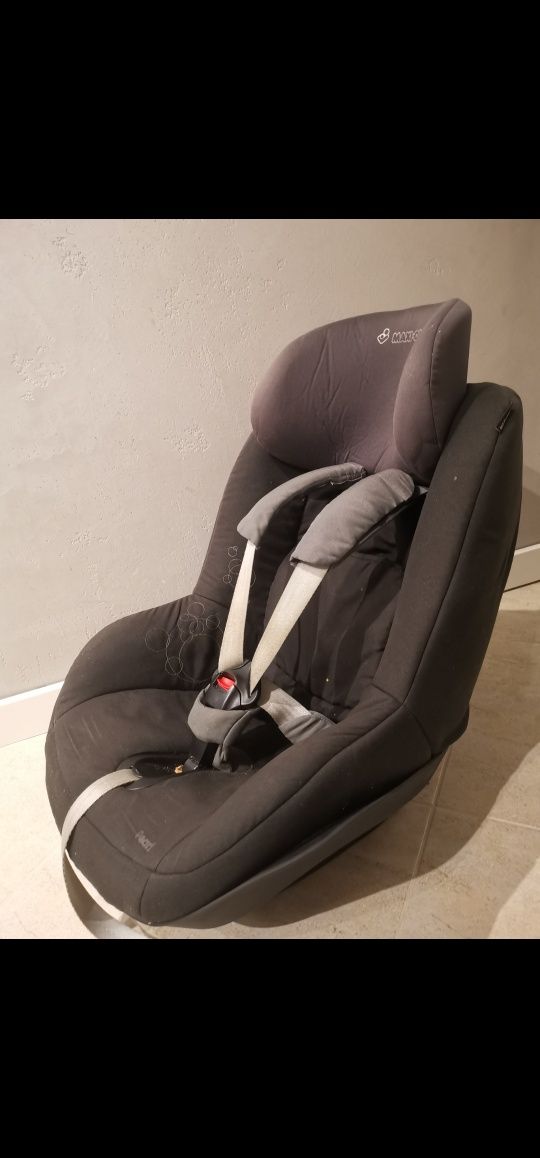 Fotelik maxi cosi pearl z bazą isofix