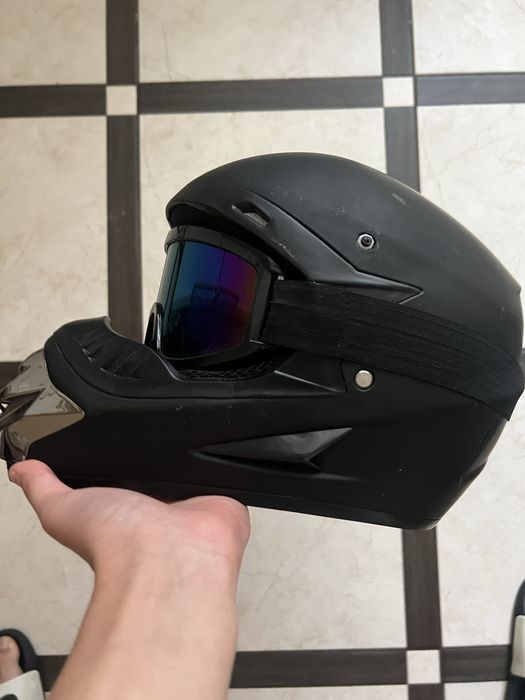 Мотошолом для мотоциклу