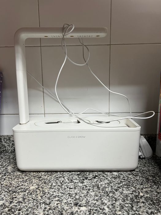Click and grow - smart garden