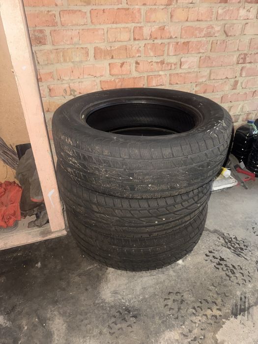 Шини 235/60 r18 (2024 року)