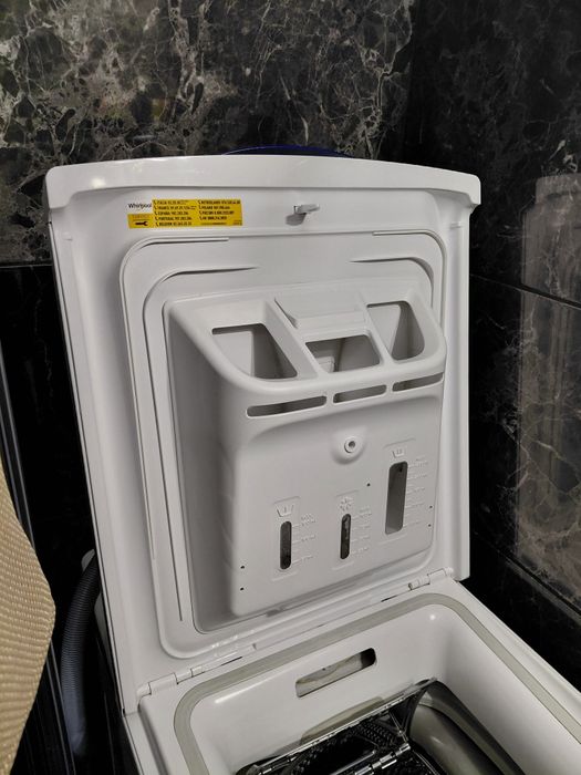 Whirlpool  пральна машинка