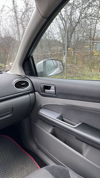 Ford Focus 2008 • 1.6 Duratec • автомат • комфортний міський хетчбек