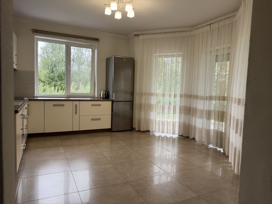 Сучасний будинок / Ковель/вул.Гонти