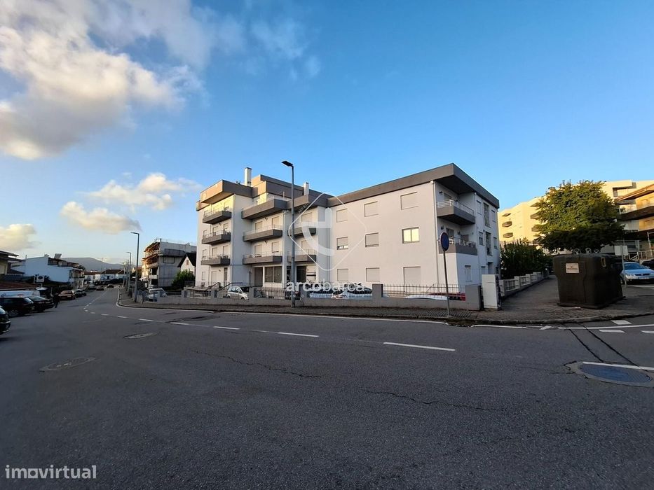 Apartamento  T4 c/ terraço em Ponte de Lima