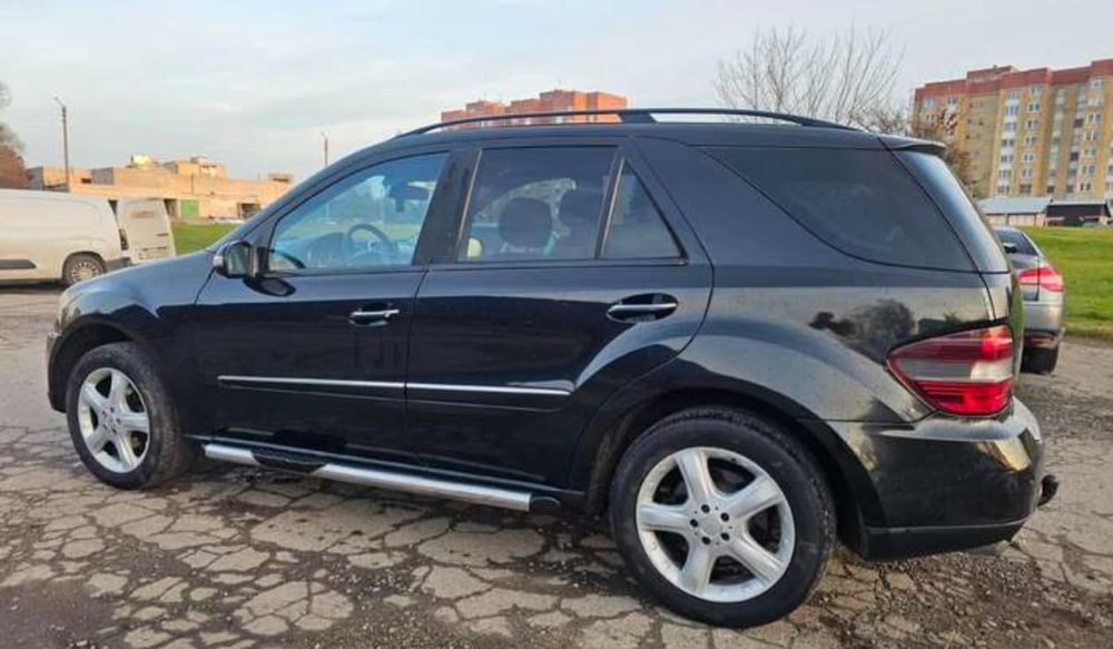 Mersedes ML 3 літра дизель автомат повний привід
