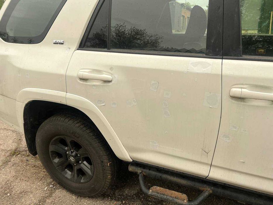 Разбираємо Toyota 4Runner Sr5 2015 White 4.0L 6