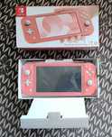 Nintendo Switch Lite, nowa, z oryginalnym pudełkiem oraz ładowarką.