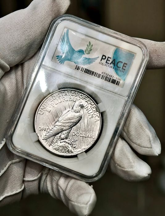 Мирний долар США 1922 р. СРІБЛО. СЛАБ PEACE.