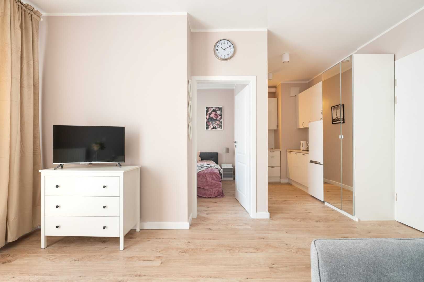 2 pokoje, Warszawa Mokotów, duży balkon, ul. Aignera 34