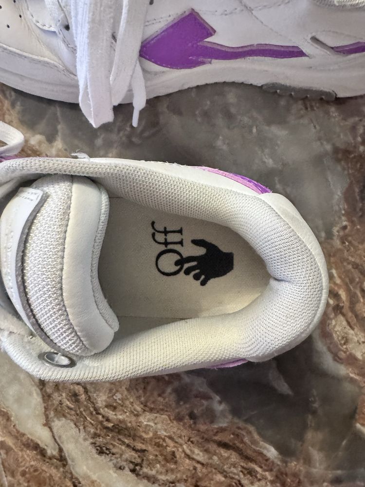 Жіночі оригінальні кросівки off white 36р