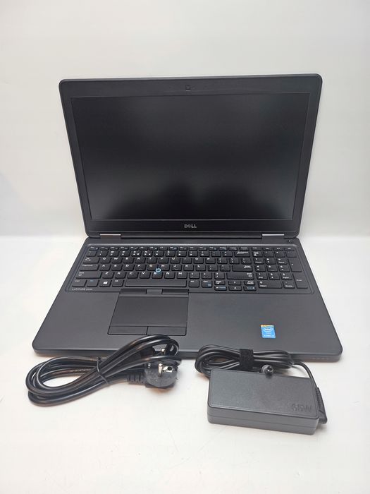 A424] Laptop Dell Latitude E5550 i3-5010U 8GB 256GB W11 bateria
