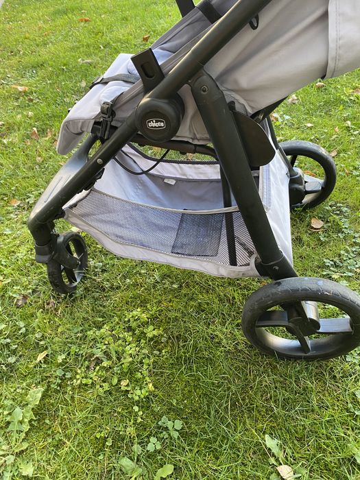 Прогулянковий візок Chicco