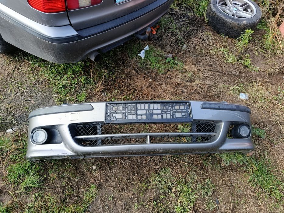 Zderzak oryginalny BMW E39 m pakiet
