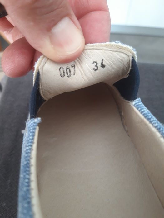 Vendo sapatos de verão unisexo criança Metro