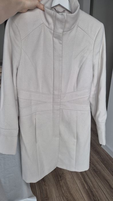 Płaszczyk śmietankowy M&Co.